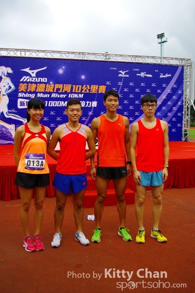 SG201061