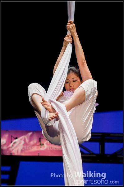 2015-11-19 Aerial Dance 0027