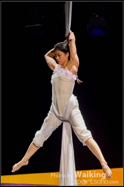 2015-11-19 Aerial Dance 0030