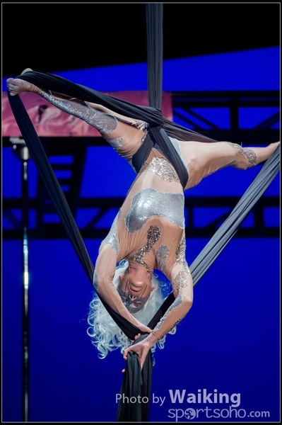 2015-11-19 Aerial Dance 0066