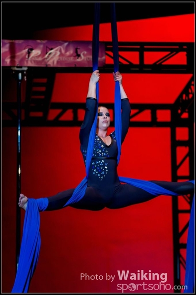 2015-11-19 Aerial Dance 0205