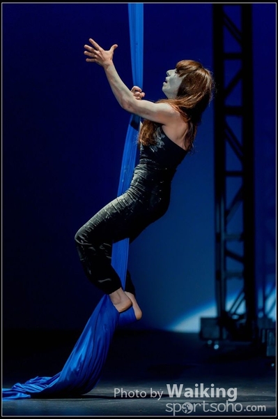 2015-11-19 Aerial Dance 0440