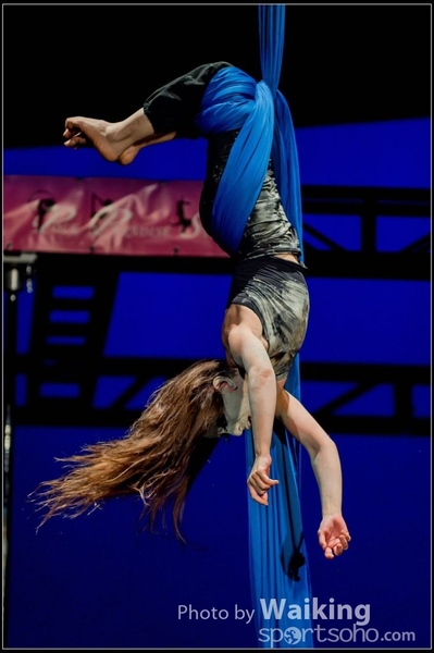2015-11-19 Aerial Dance 0445