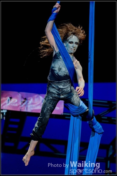 2015-11-19 Aerial Dance 0449