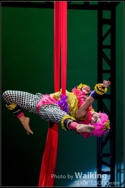 2015-11-19 Aerial Dance 0526