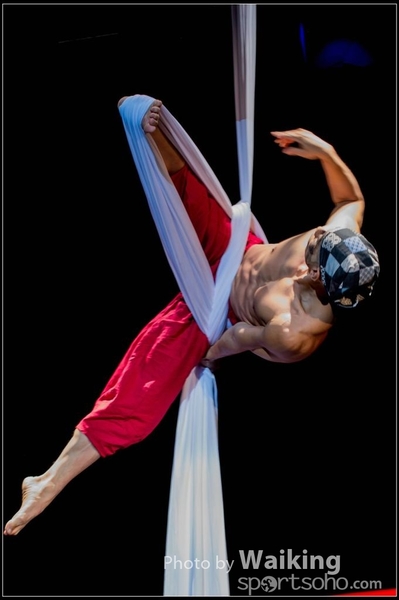 2015-11-19 Aerial Dance 0705