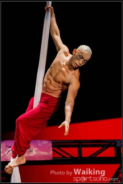 2015-11-19 Aerial Dance 0706