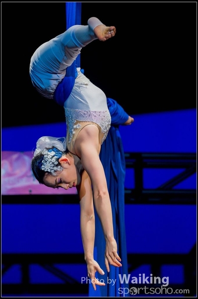 2015-11-19 Aerial Dance 0751