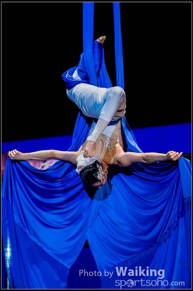 2015-11-19 Aerial Dance 0752