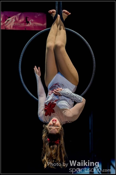 2015-11-19 Aerial Dance 0837