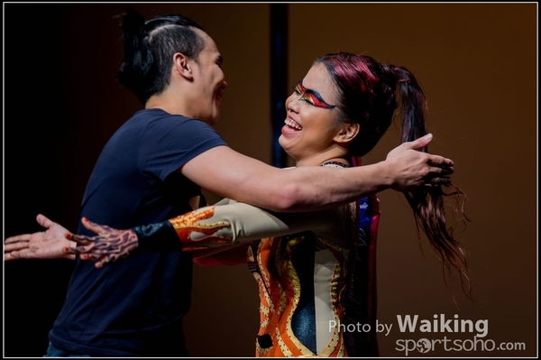 2015-11-19 Aerial Dance 0940
