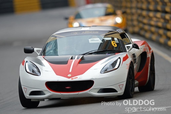 GrandPrixD2 (100)