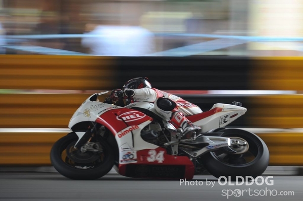 GrandPrixD2 (128)