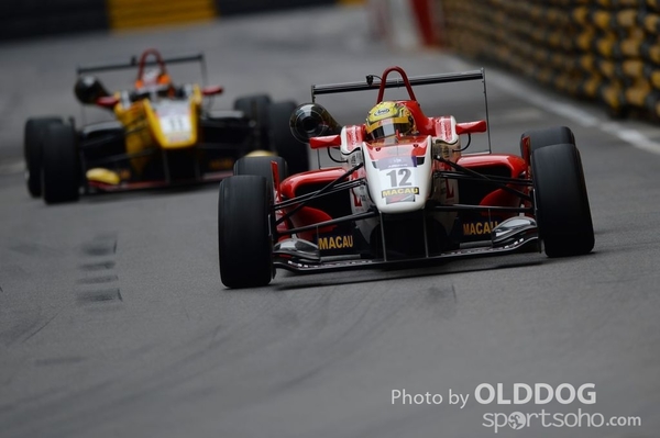 GrandPrixD2 (158)