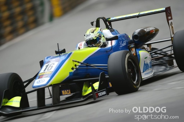 GrandPrixD2 (160)