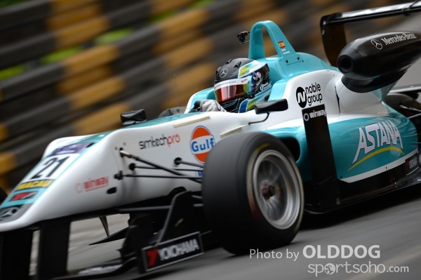 GrandPrixD2 (162)