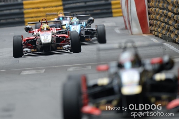 GrandPrixD2 (169)