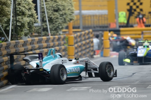 GrandPrixD2 (170)