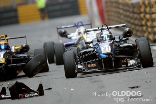 GrandPrixD2 (177)
