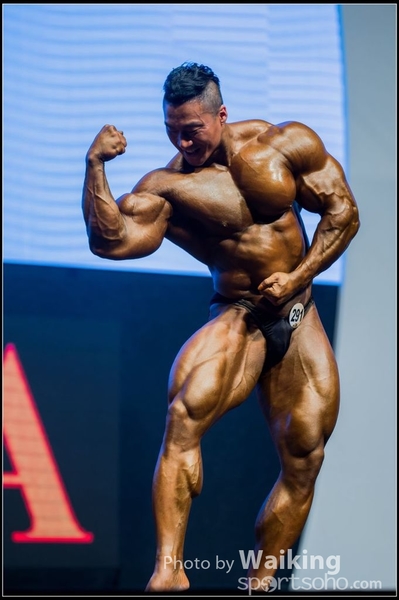 2015-11-25 Mr Olympia 0411