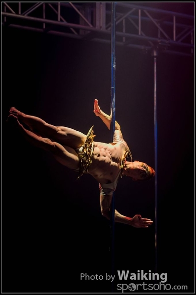 2015-11-27 Pole Dance 0050