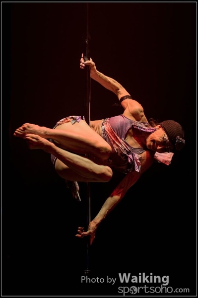2015-11-27 Pole Dance 0059