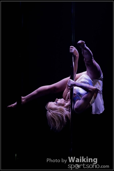 2015-11-27 Pole Dance 0138