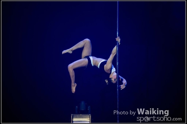 2015-11-27 Pole Dance 0176