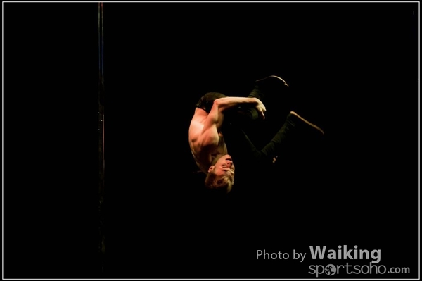 2015-11-27 Pole Dance 0355