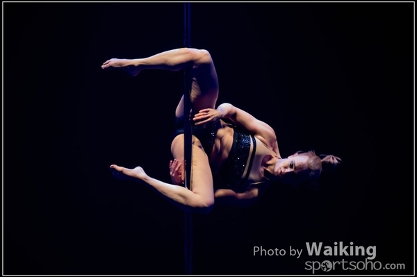 2015-11-27 Pole Dance 0376