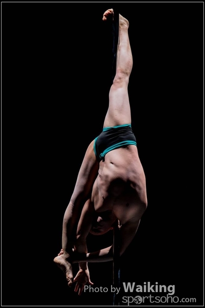 2015-11-27 Pole Dance 0445