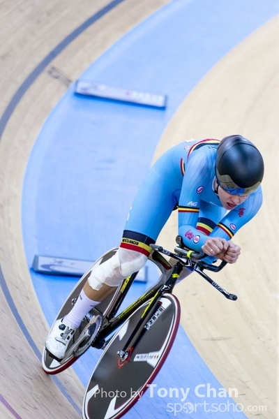 Cycling-A049