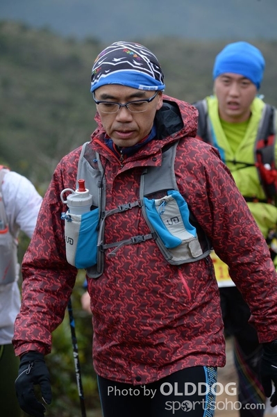 HK100 (751)