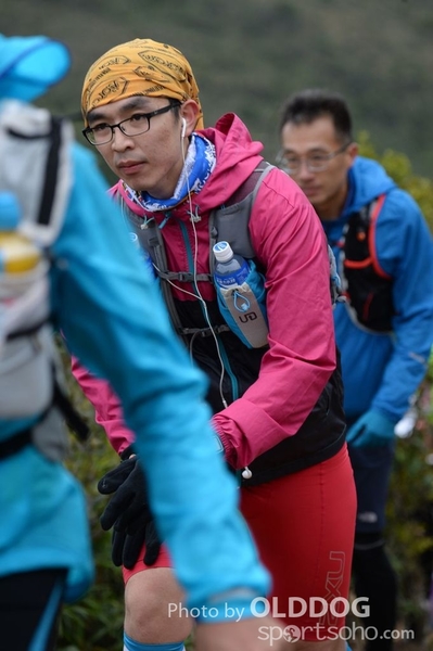 HK100 (780)