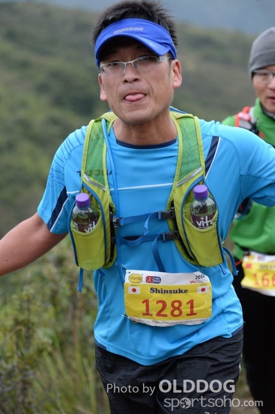 HK100 (821)