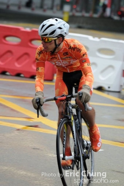 76Eric Chung