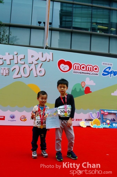 SG201225