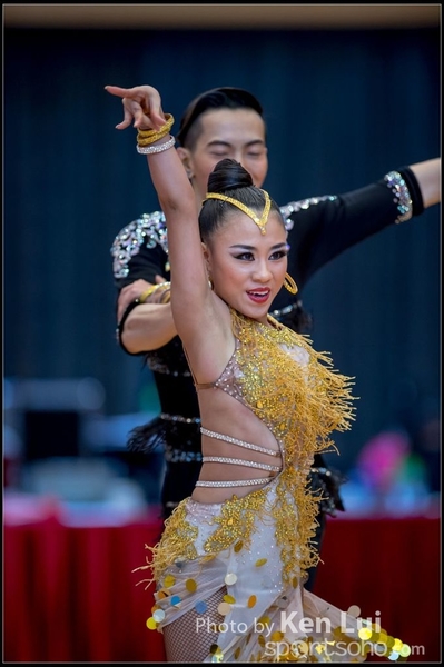 2016028Dance 1053