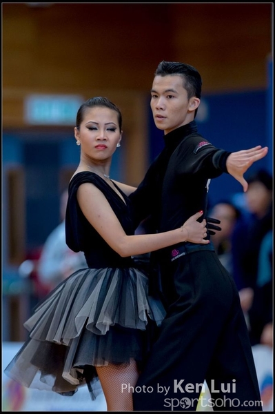 2016028Dance 1085