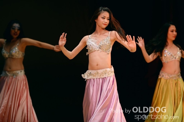 Belly Dance (216)