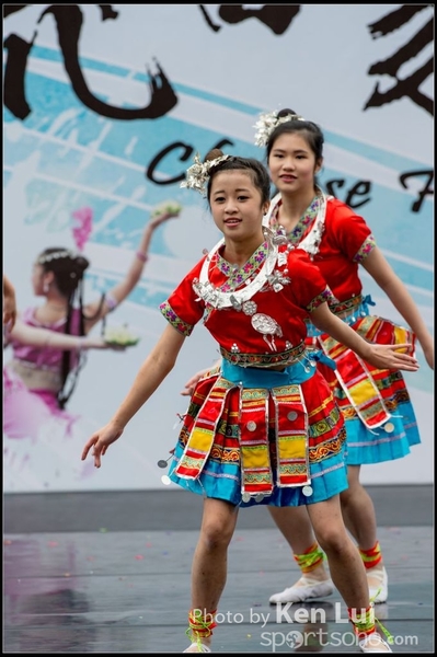 141Folk Dance