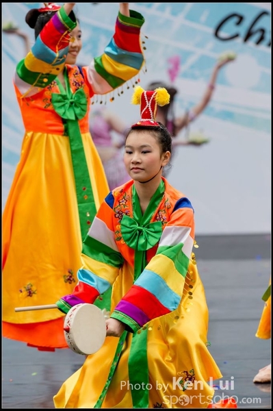 164Folk Dance