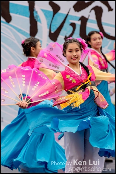 232Folk Dance