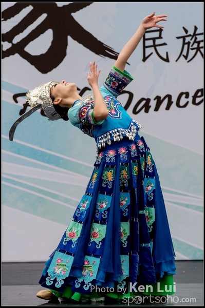 270Folk Dance