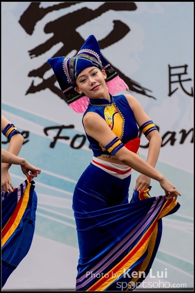 294Folk Dance