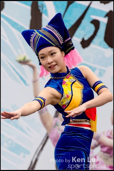 298Folk Dance