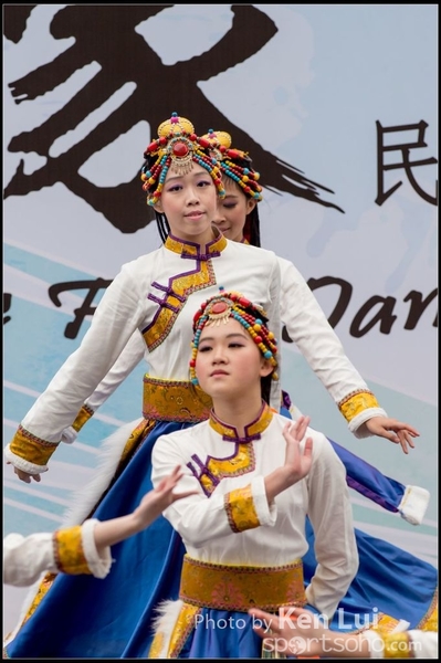 324Folk Dance