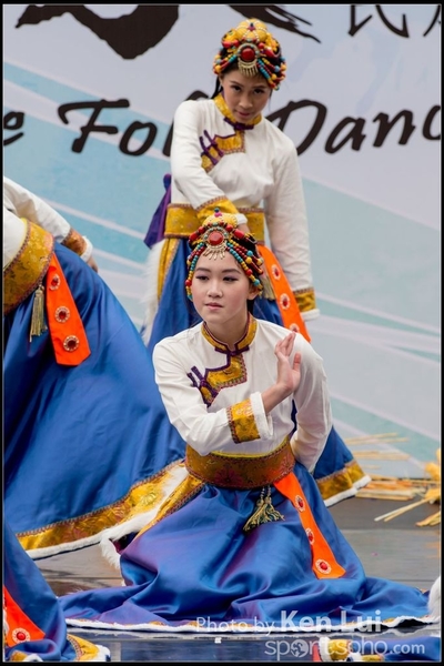 325Folk Dance