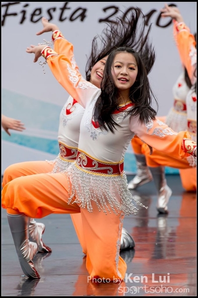 352Folk Dance