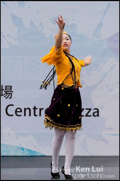 390Folk Dance